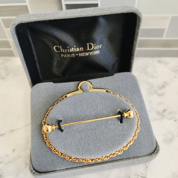 !!! SOLD !!! CHRISTIAN DIOR Vintage Necktie Pin & Chain Set - Picture 1 of 11